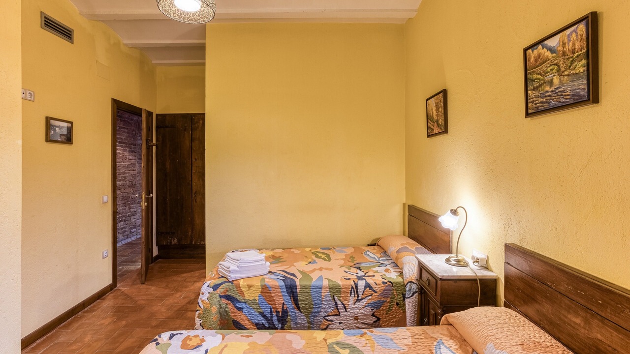 Photo of Bedroom in Garriguella