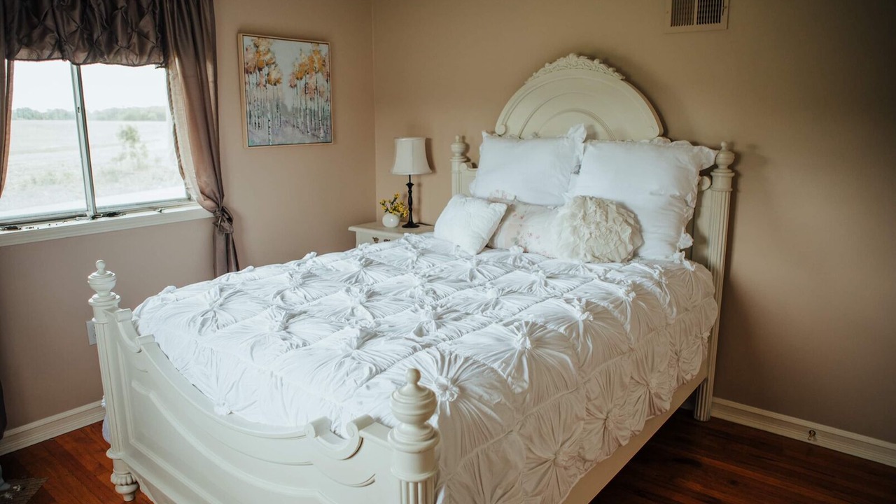 Photo of Bedroom in Waldron