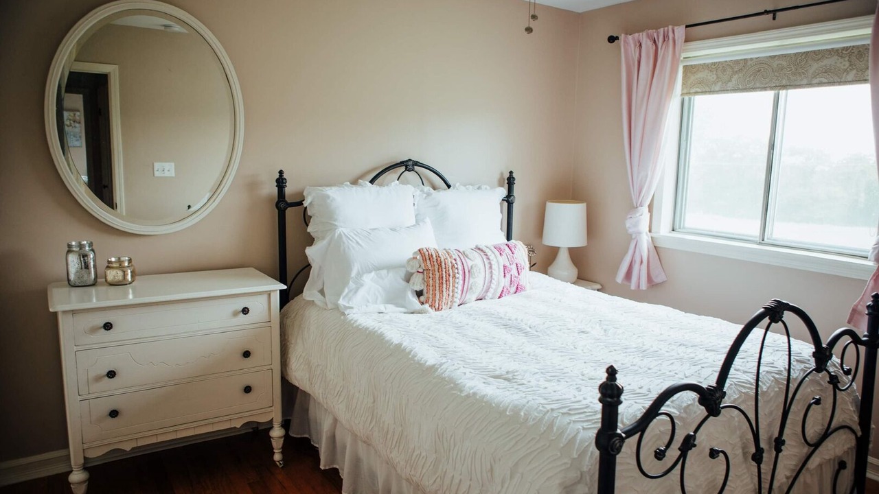 Photo of Bedroom in Waldron