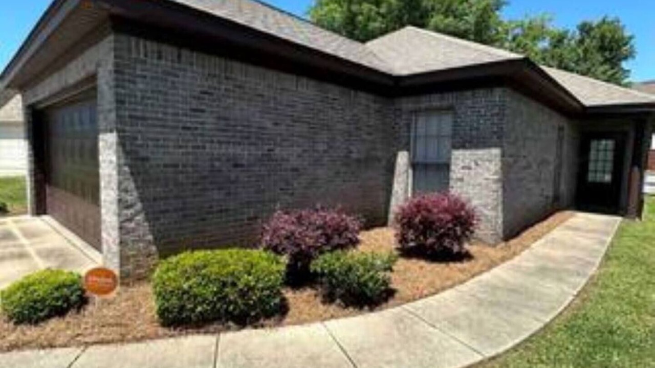 Photo of Outdoor in Gunter Afs