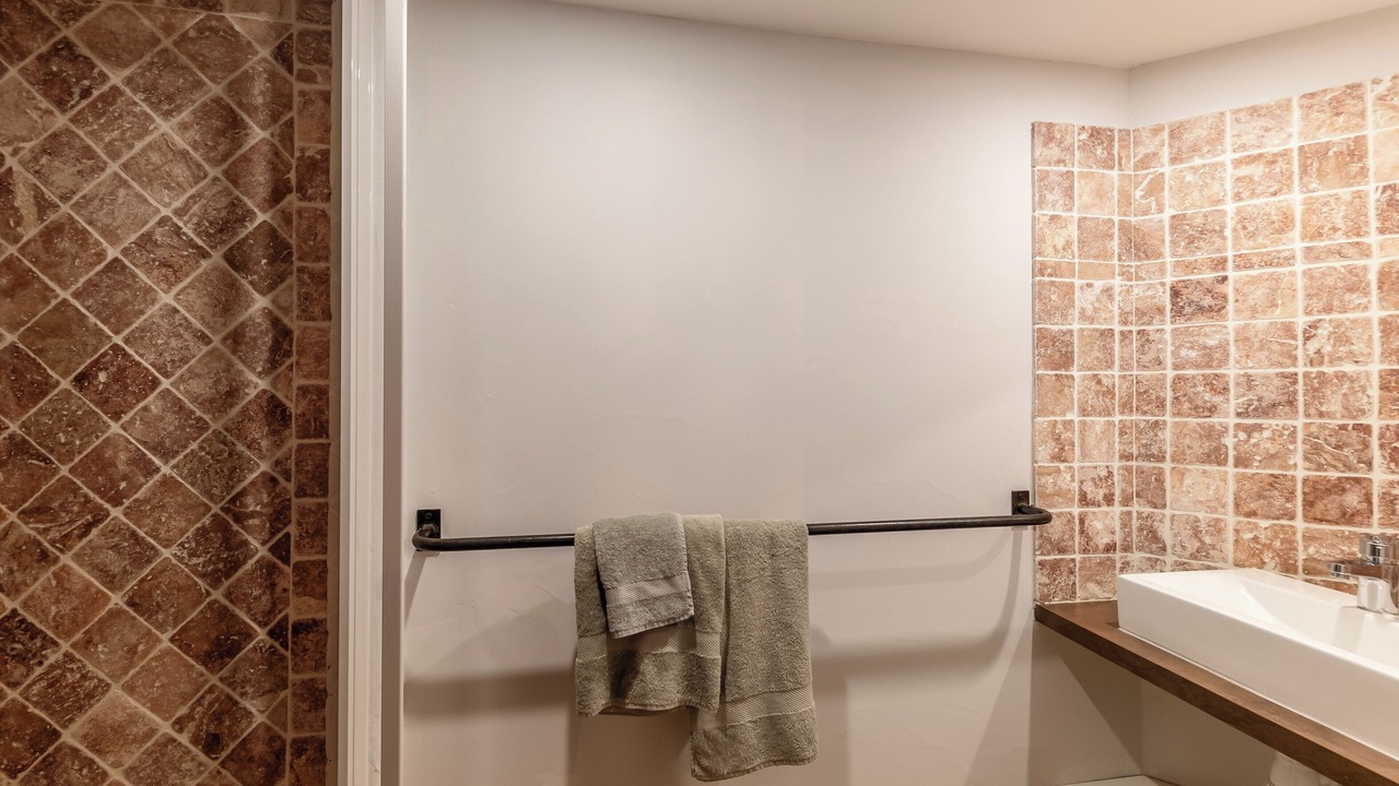 Photo of Bathroom in Uchaux