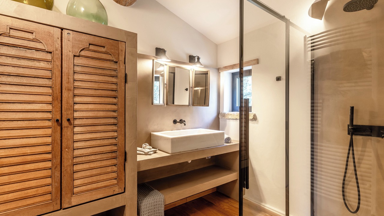 Photo of Bathroom in Uchaux