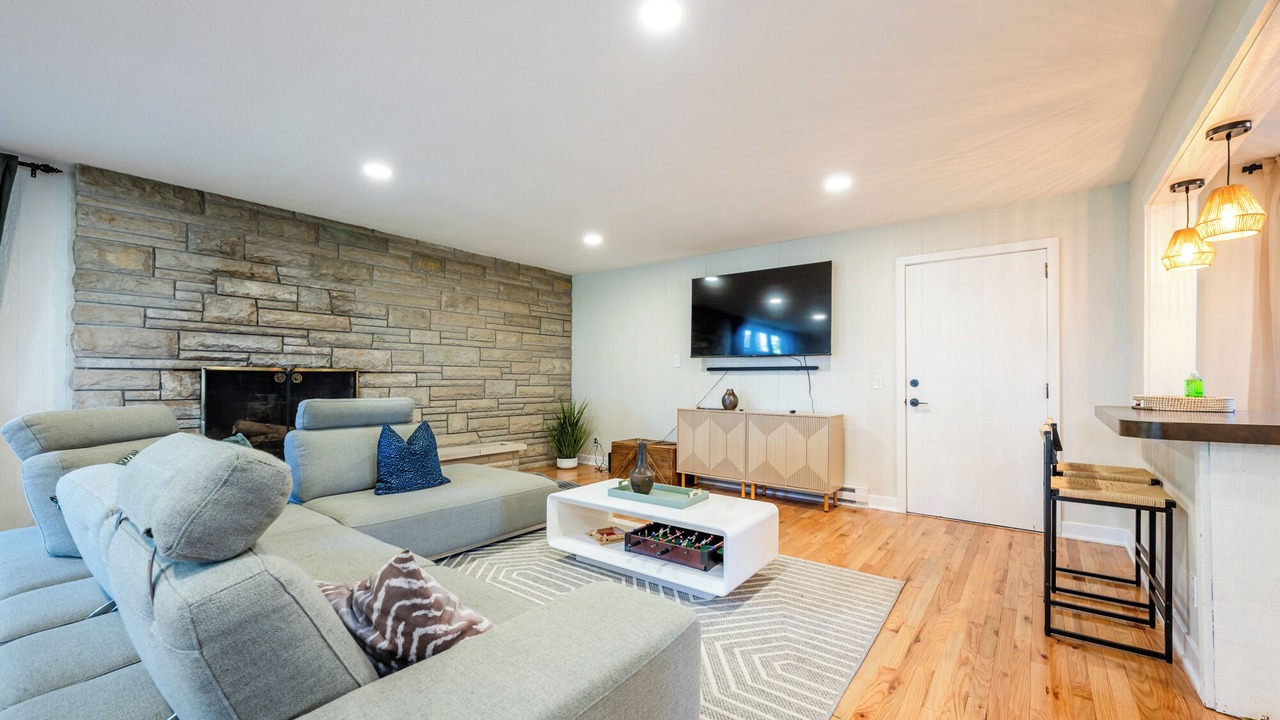 Photo of Livingroom in Paw Paw Lake
