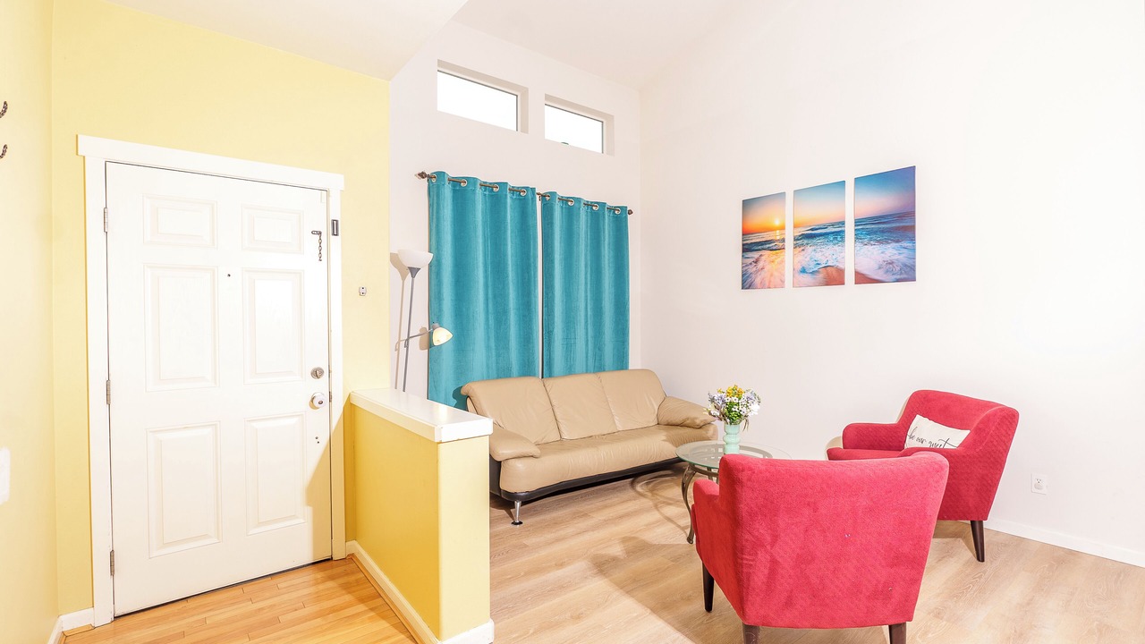 Photo of Livingroom in Auburn