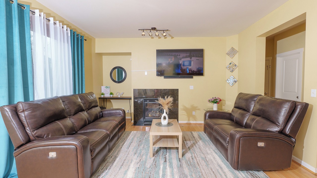 Photo of Livingroom in Auburn