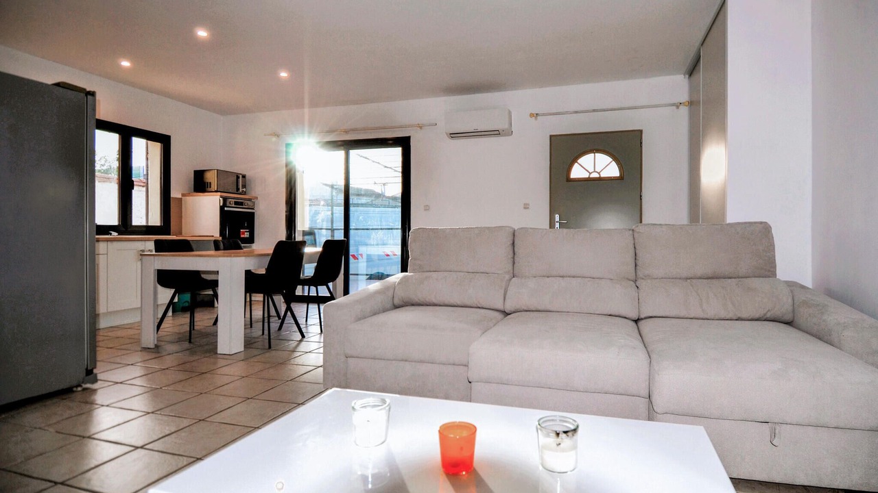 Photo of Bedroom in Pont-Saint-Esprit