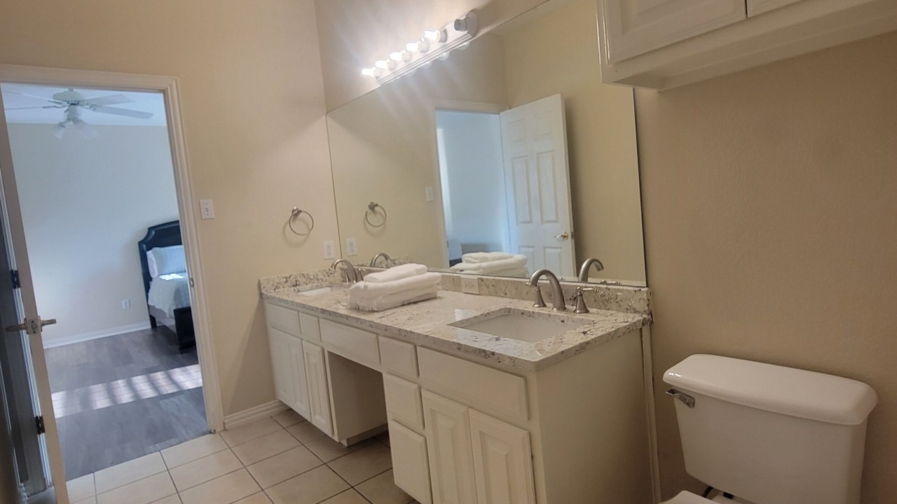 Photo of Bathroom in Crowley