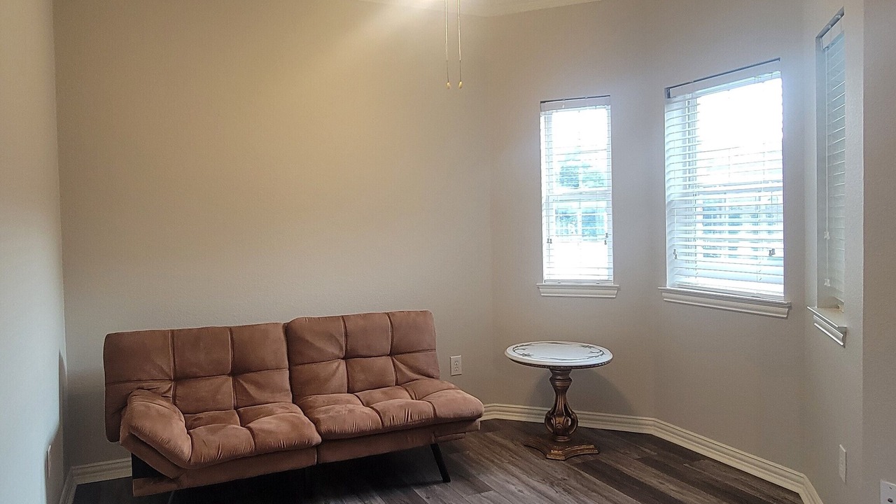 Photo of Livingroom in Crowley