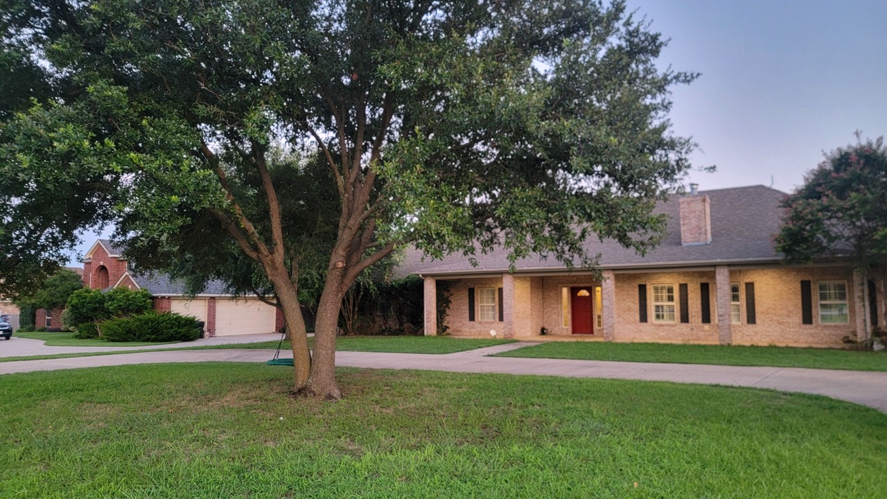 Photo of Outdoor in Crowley