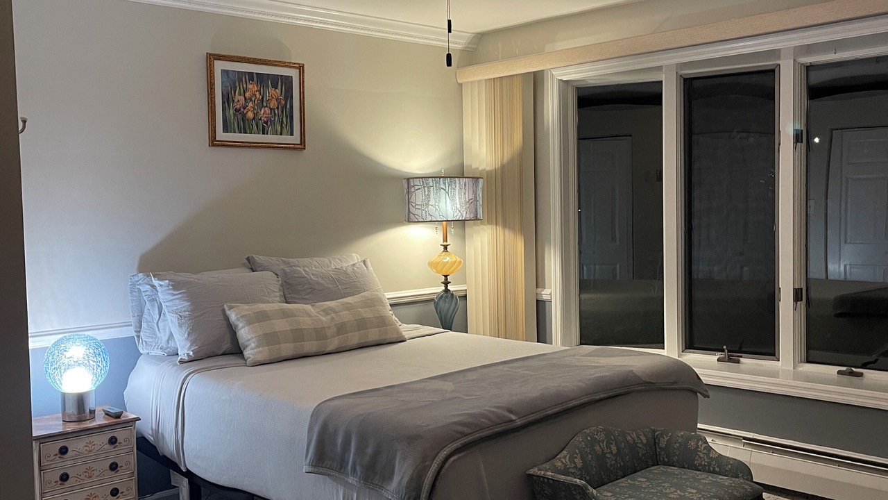 Photo of Bedroom in Cinnaminson