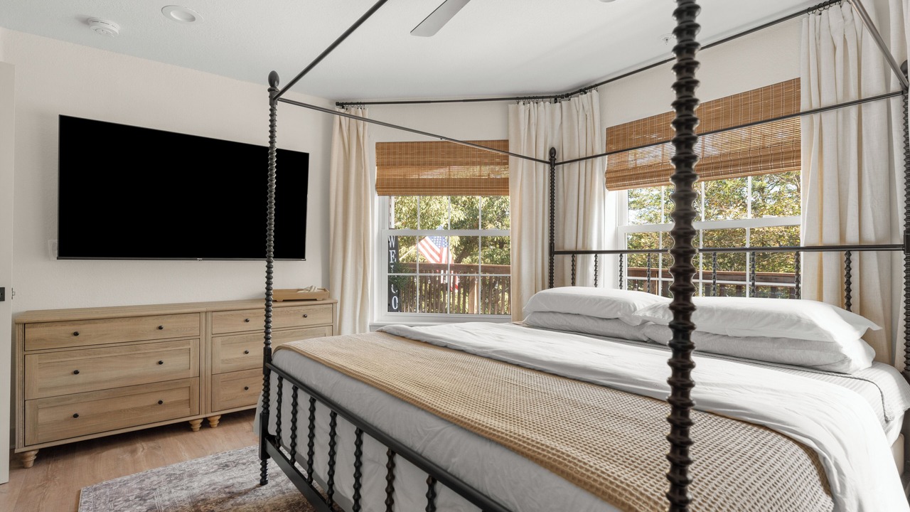 Photo of Bedroom in Kimberling City