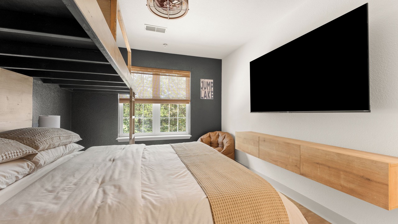 Photo of Bedroom in Kimberling City