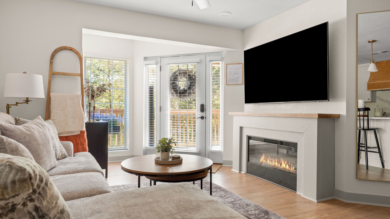 Photo of Livingroom in Kimberling City