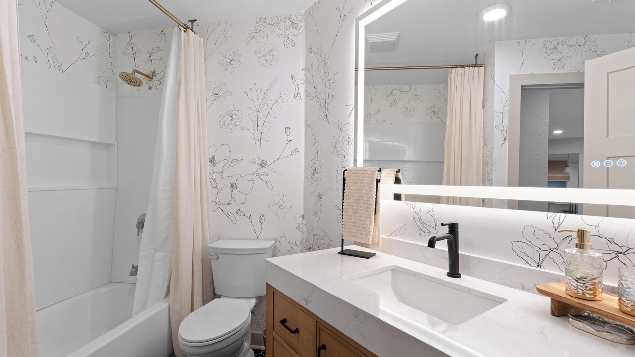 Photo of Bathroom in Kimberling City