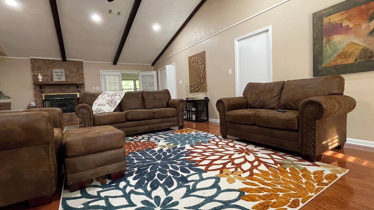 Photo of Livingroom in Pine Bluff