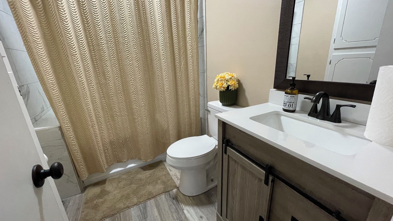 Photo of Bathroom in Pine Bluff
