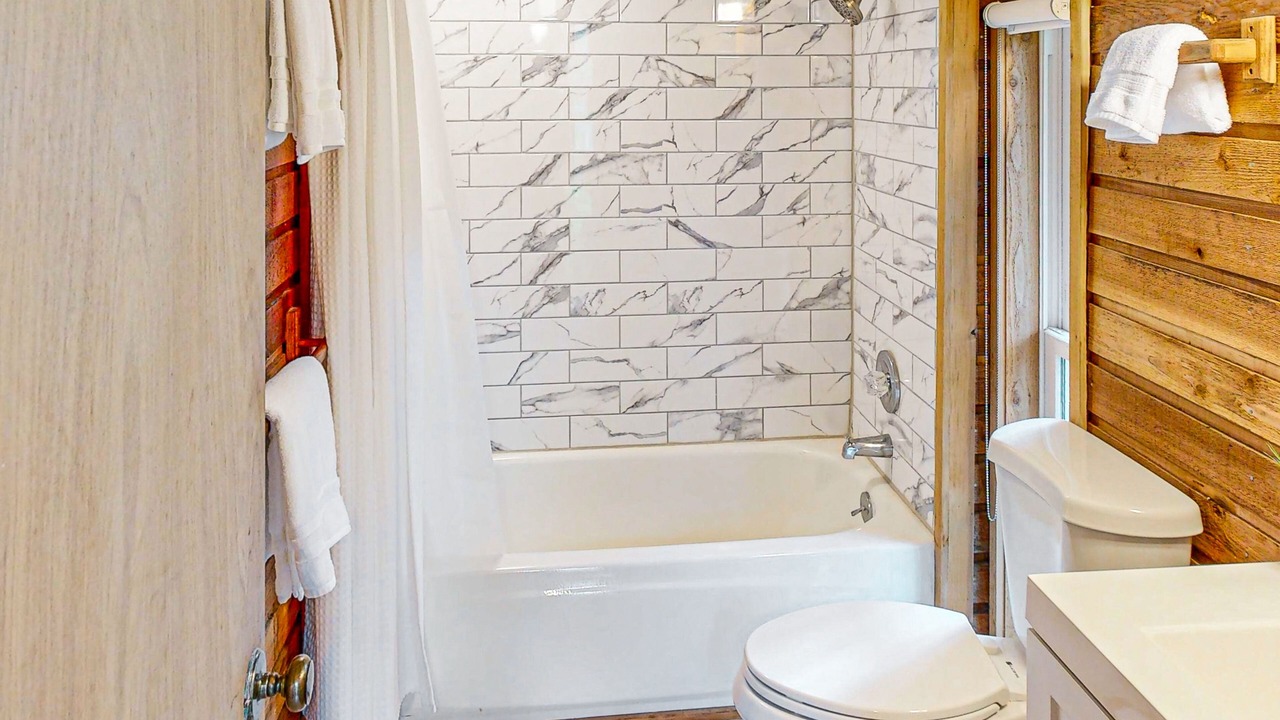 Photo of Bathroom in Manzanita