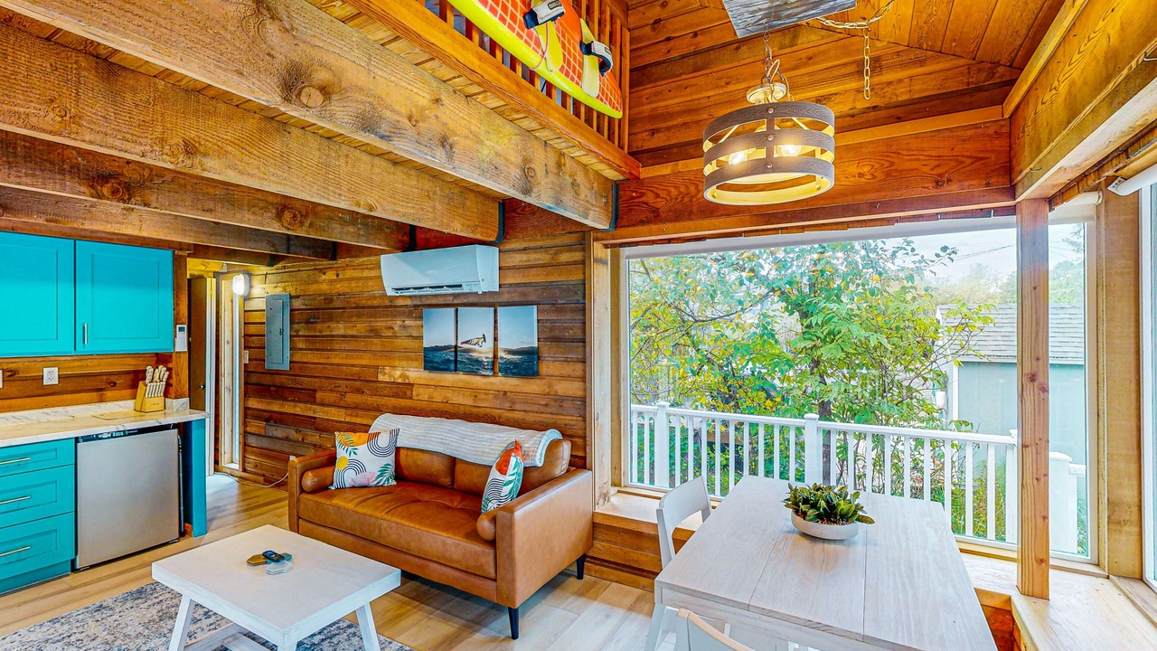 Photo of Livingroom in Manzanita