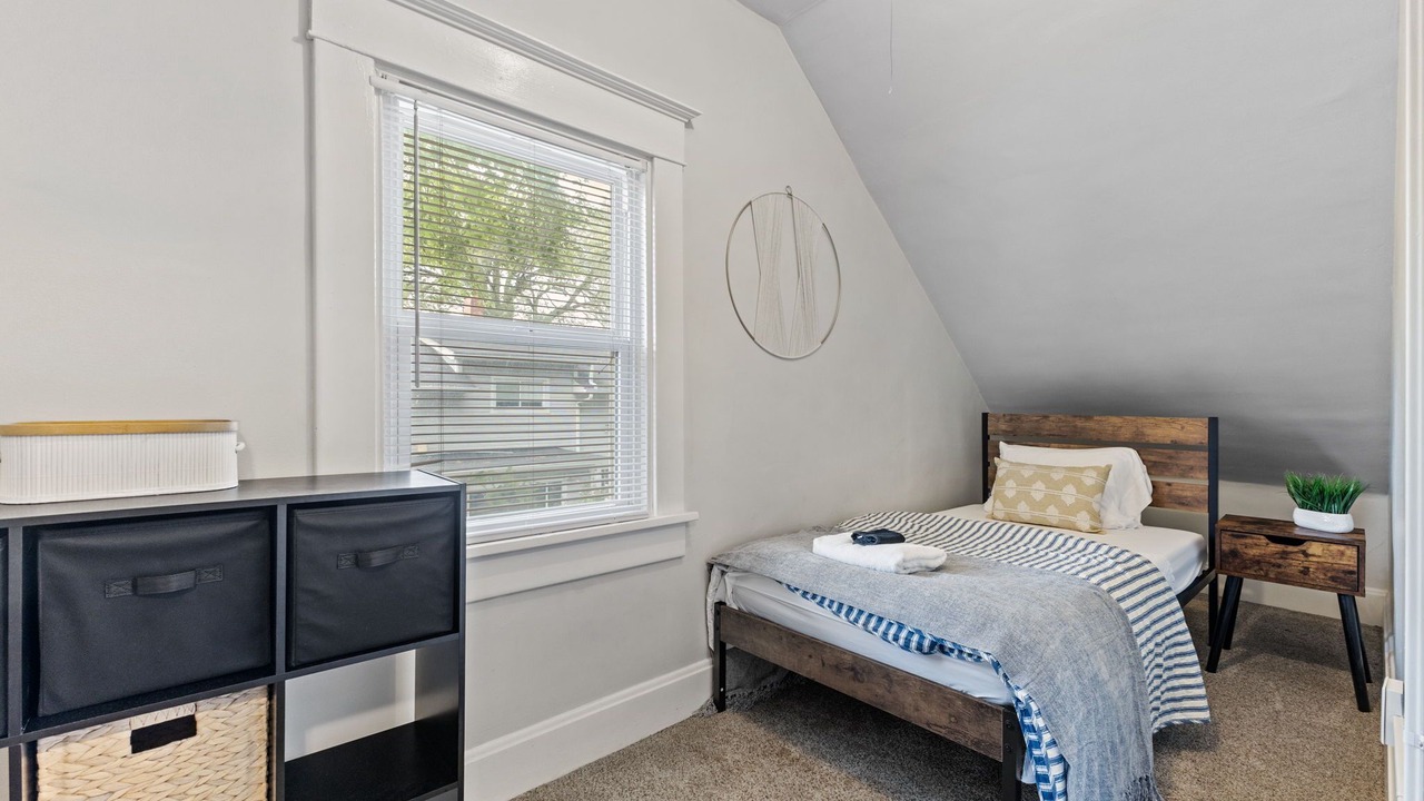 Photo of Bedroom in Fountain Square