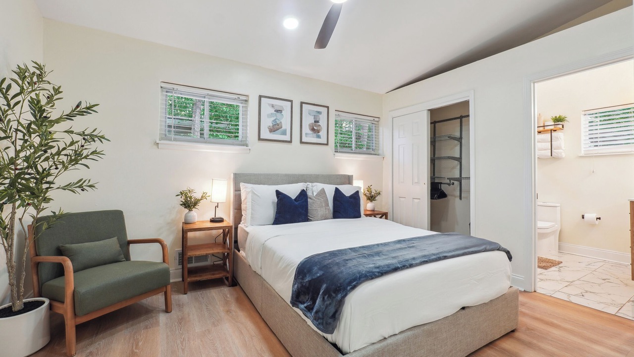 Photo of Bedroom in Lindridge-Martin Manor