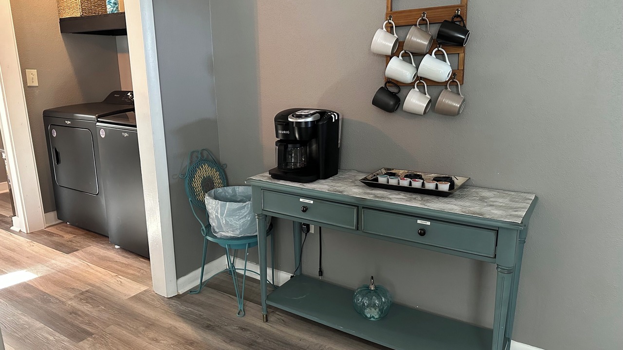 Photo of Others in Pocahontas