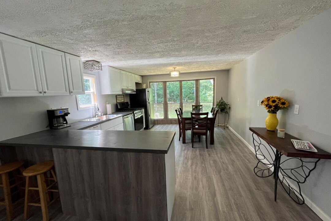 Photo of Kitchen in White Mills