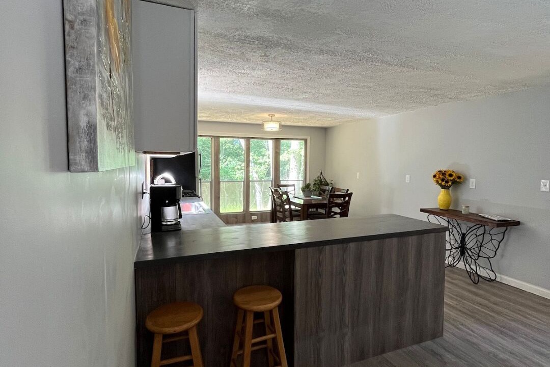 Photo of Others in White Mills