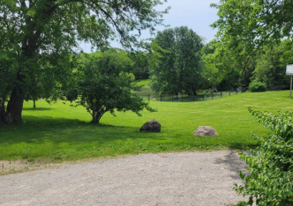 Photo of Outdoor in Indianola