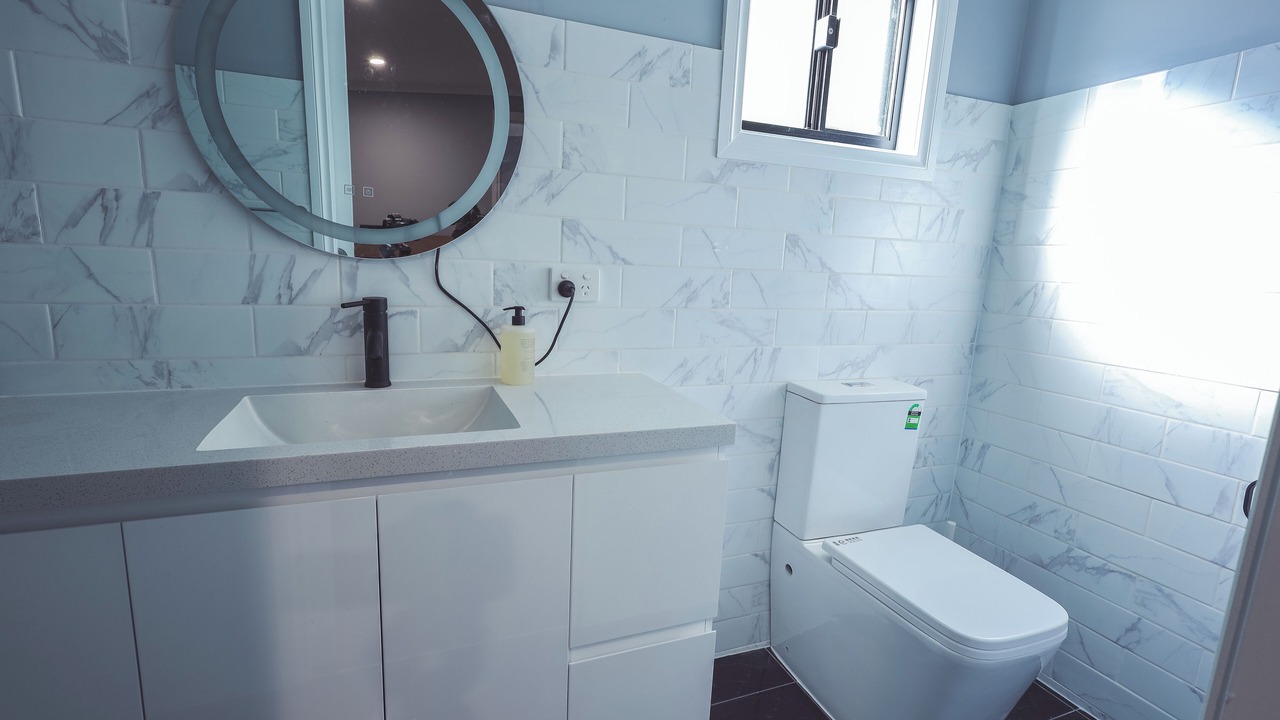 Photo of Bathroom in Long Gully