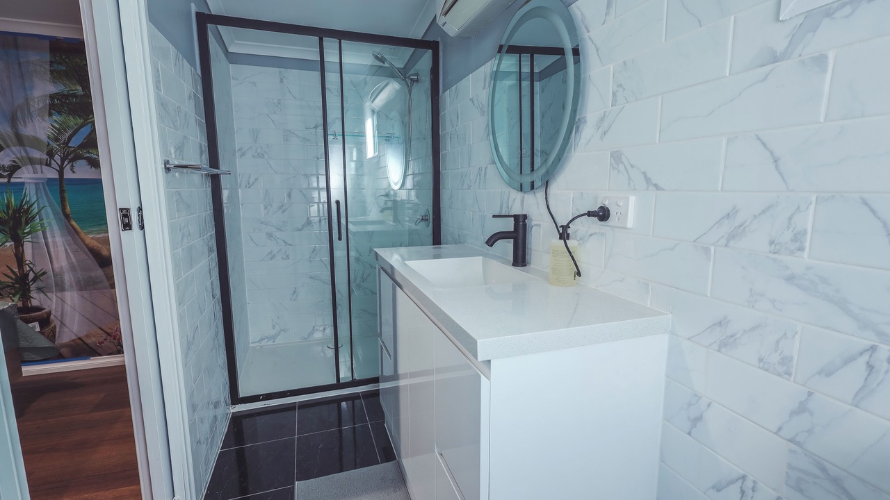 Photo of Bathroom in Long Gully