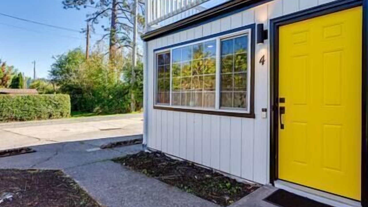 Photo of Others in College Hill