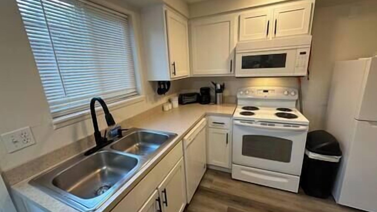 Photo of Others in College Hill