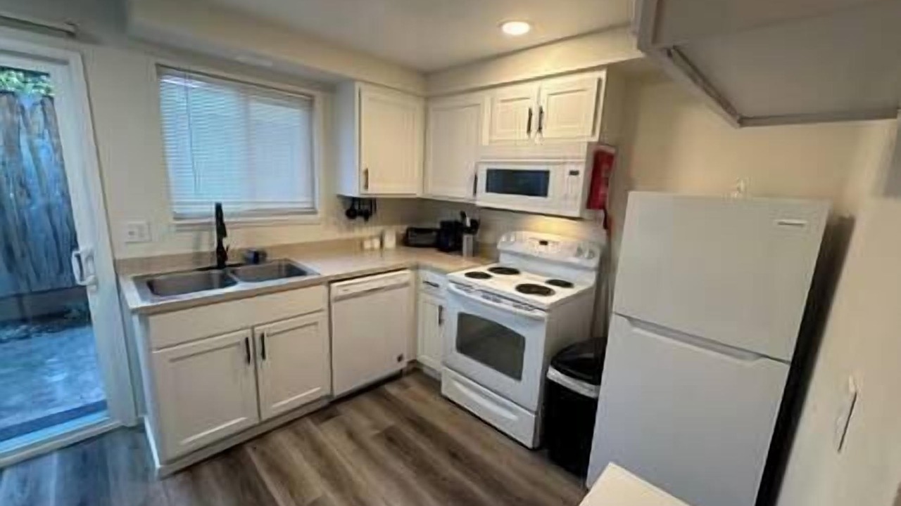 Photo of Others in College Hill