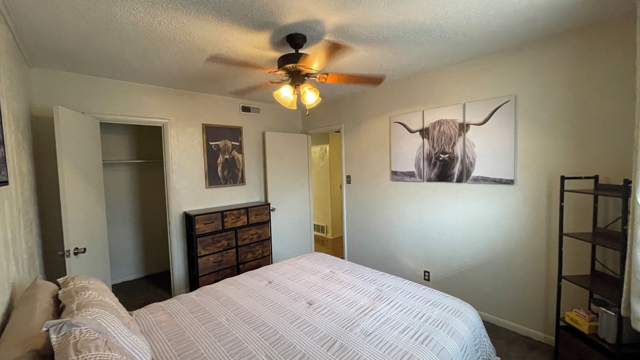 Photo of Bedroom in Salina