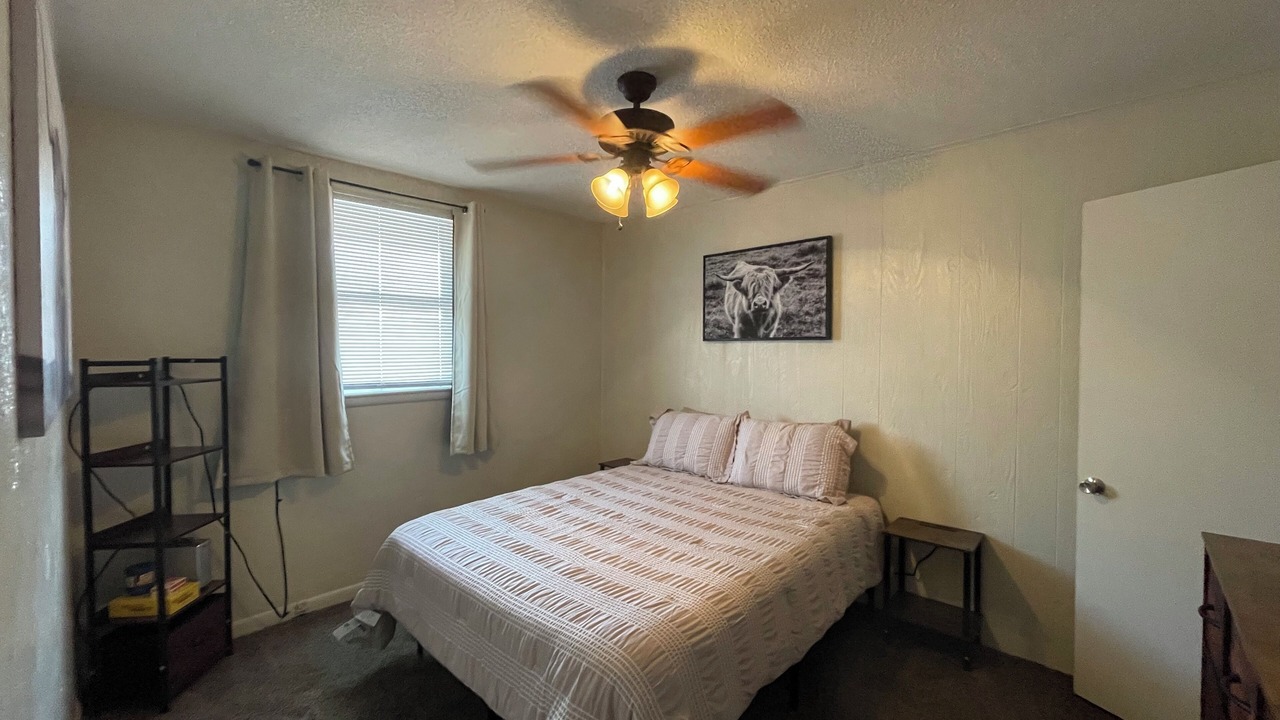Photo of Bedroom in Salina