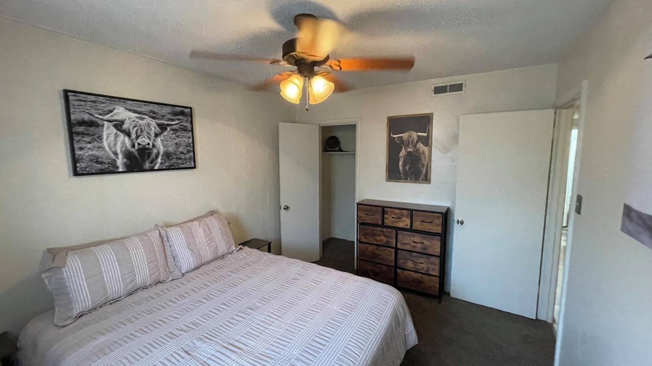 Photo of Bedroom in Salina