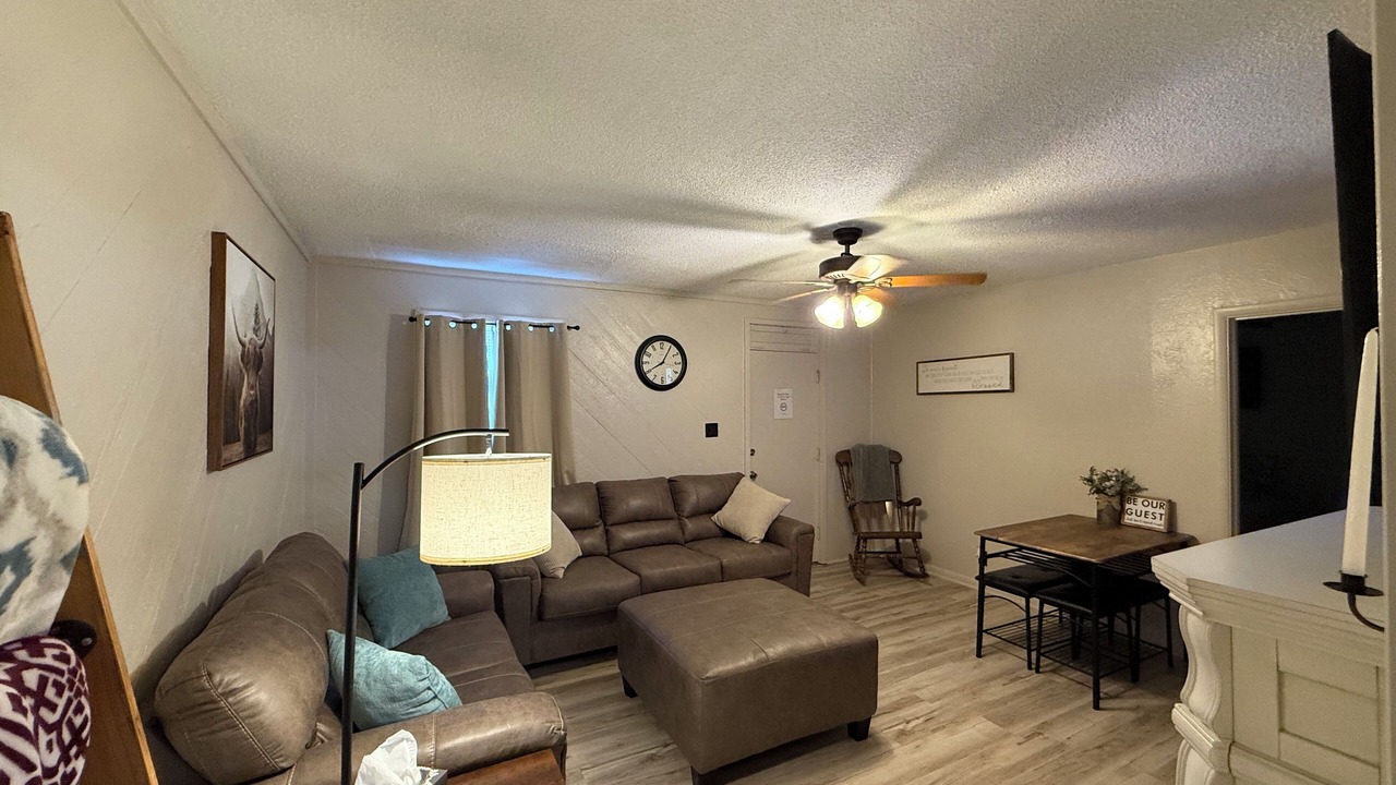Photo of Livingroom in Salina