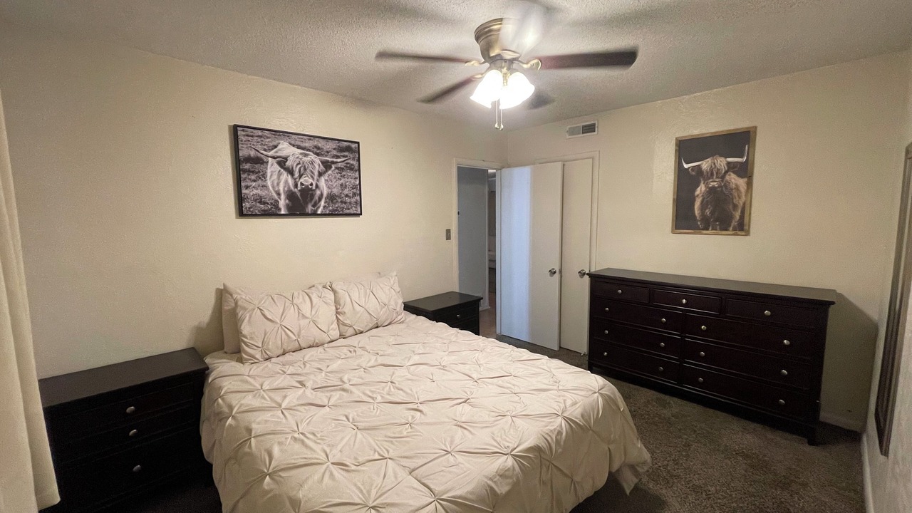 Photo of Bedroom in Salina