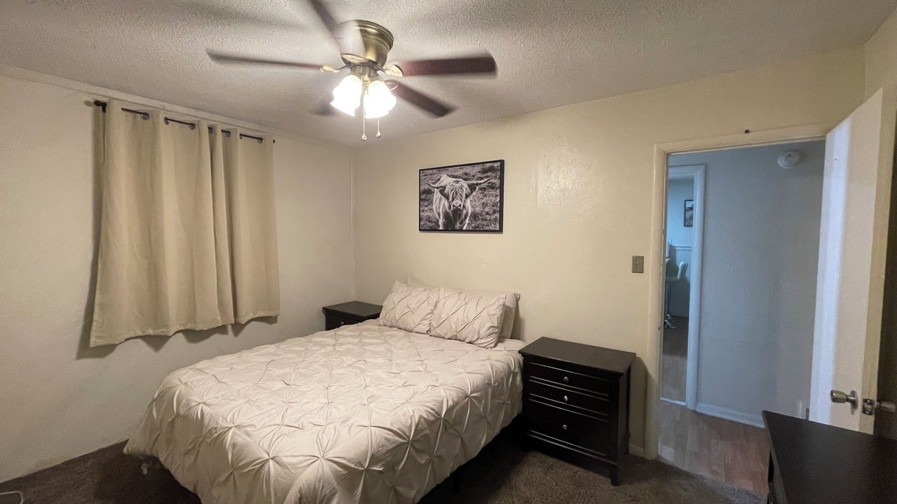 Photo of Bedroom in Salina