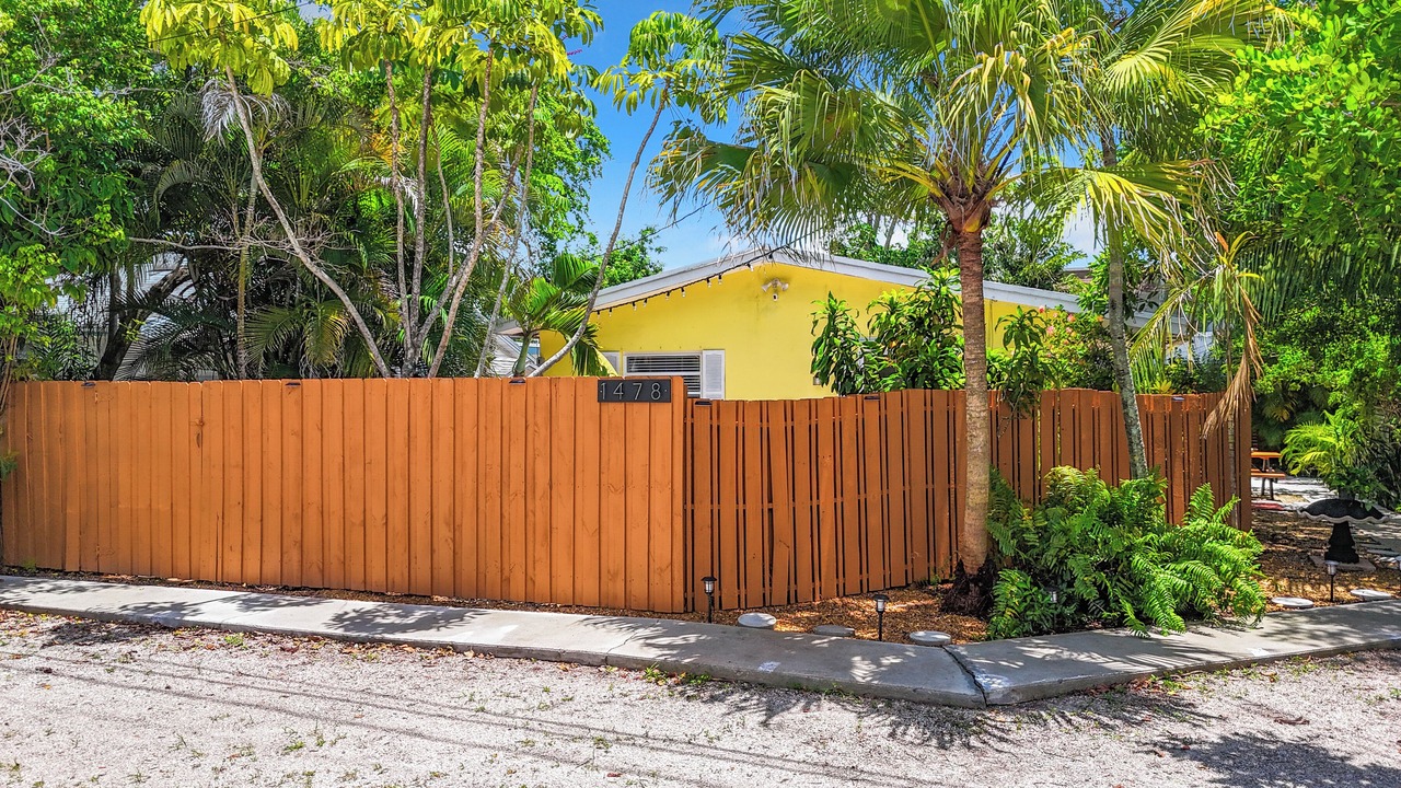 Photo of Outdoor in Oakland Park