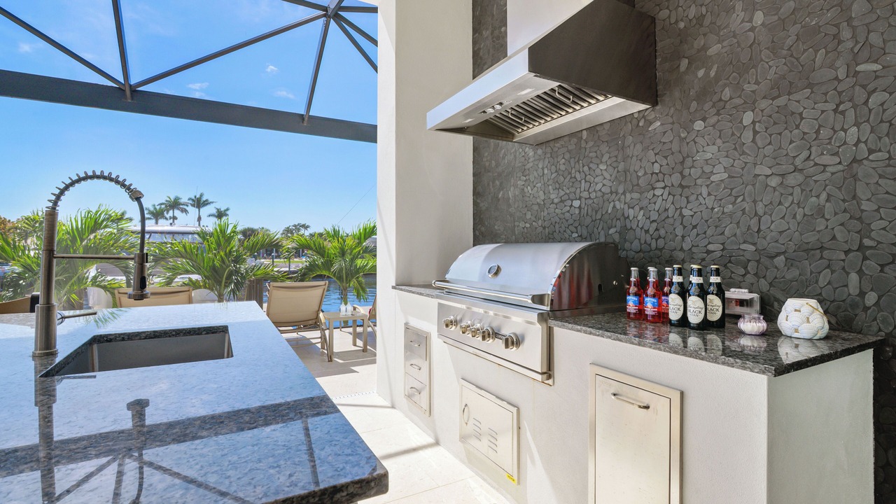 Photo of Patio Balcony in Caloosahatchee