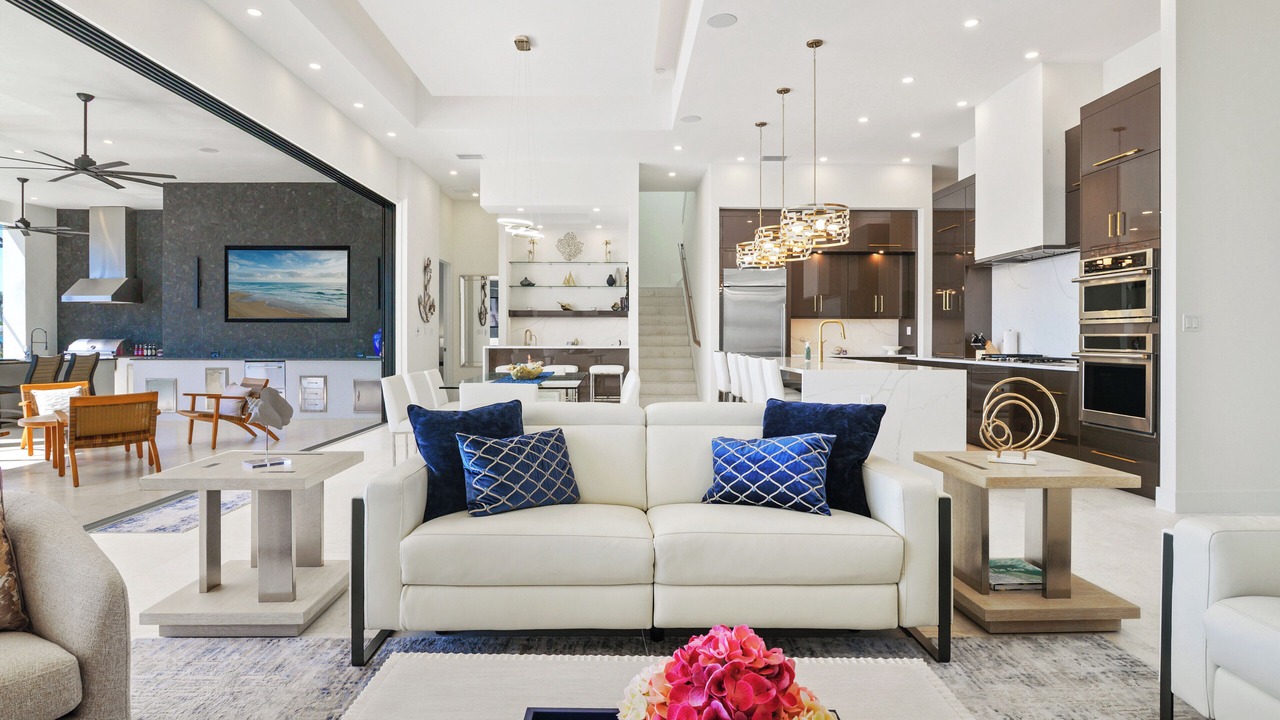 Photo of Livingroom in Caloosahatchee