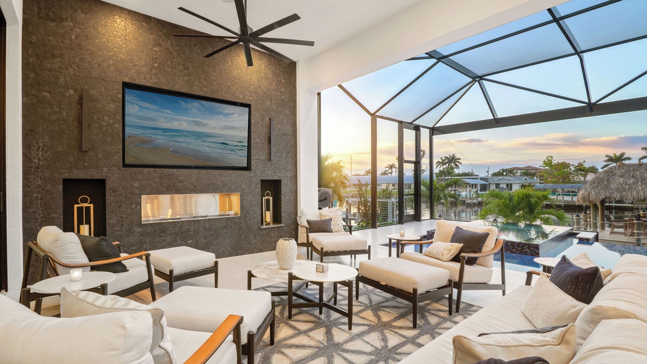 Photo of Livingroom in Caloosahatchee