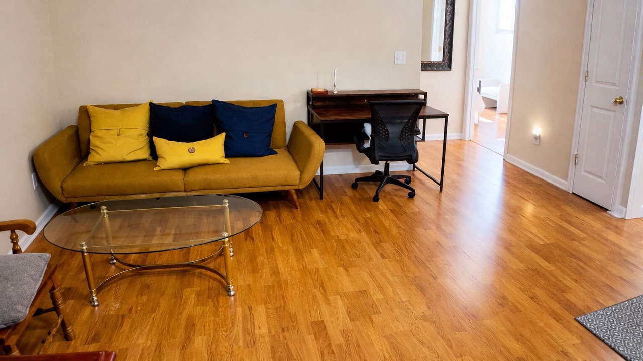 Photo of Livingroom in Hugo