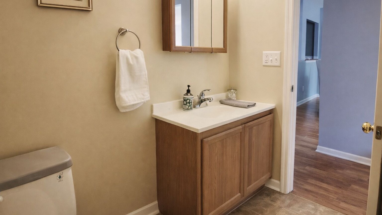 Photo of Bathroom in Hugo