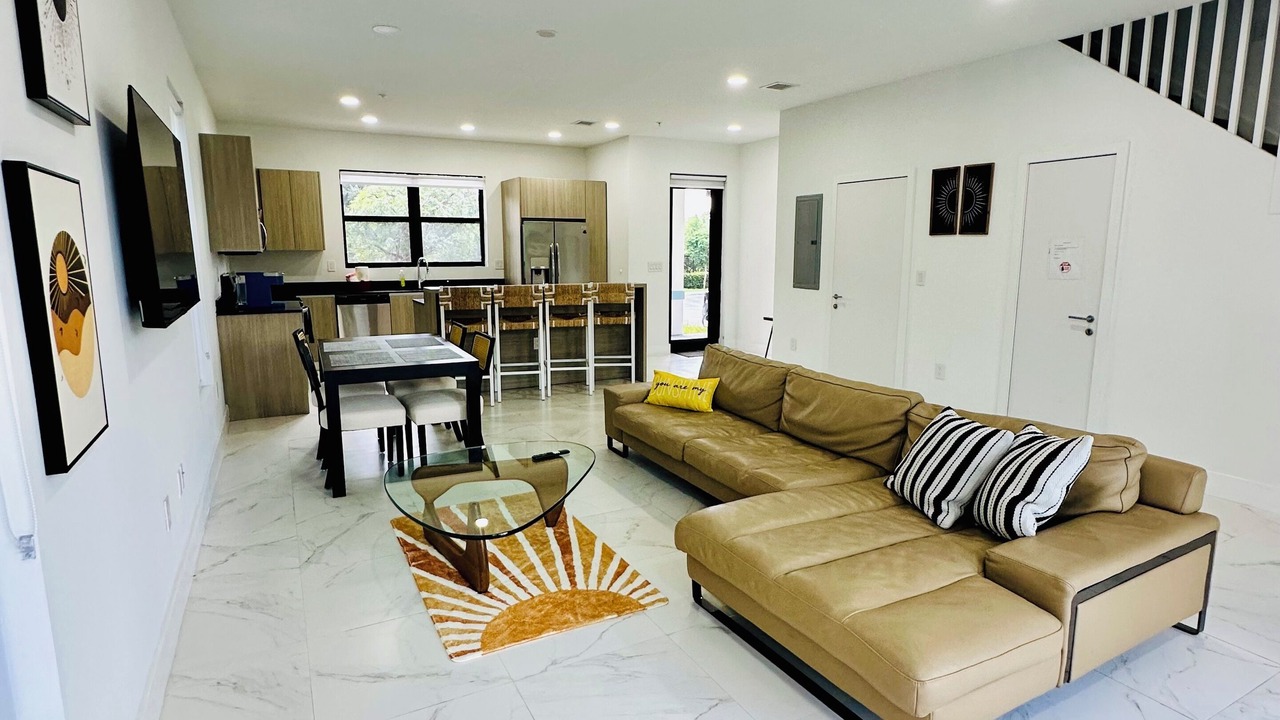 Photo of Livingroom in Miramar