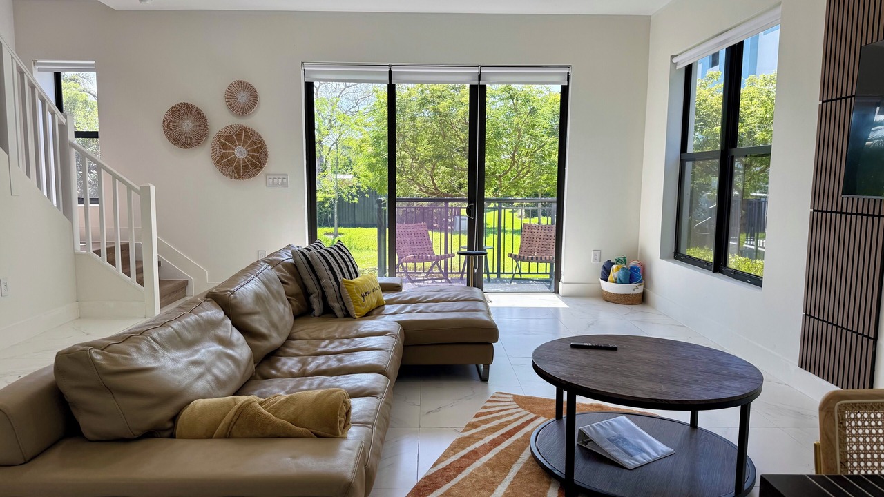 Photo of Livingroom in Miramar