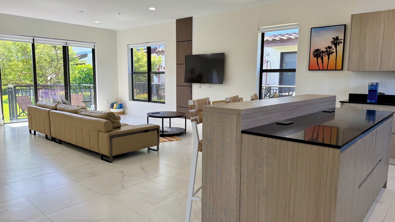 Photo of Livingroom in Miramar