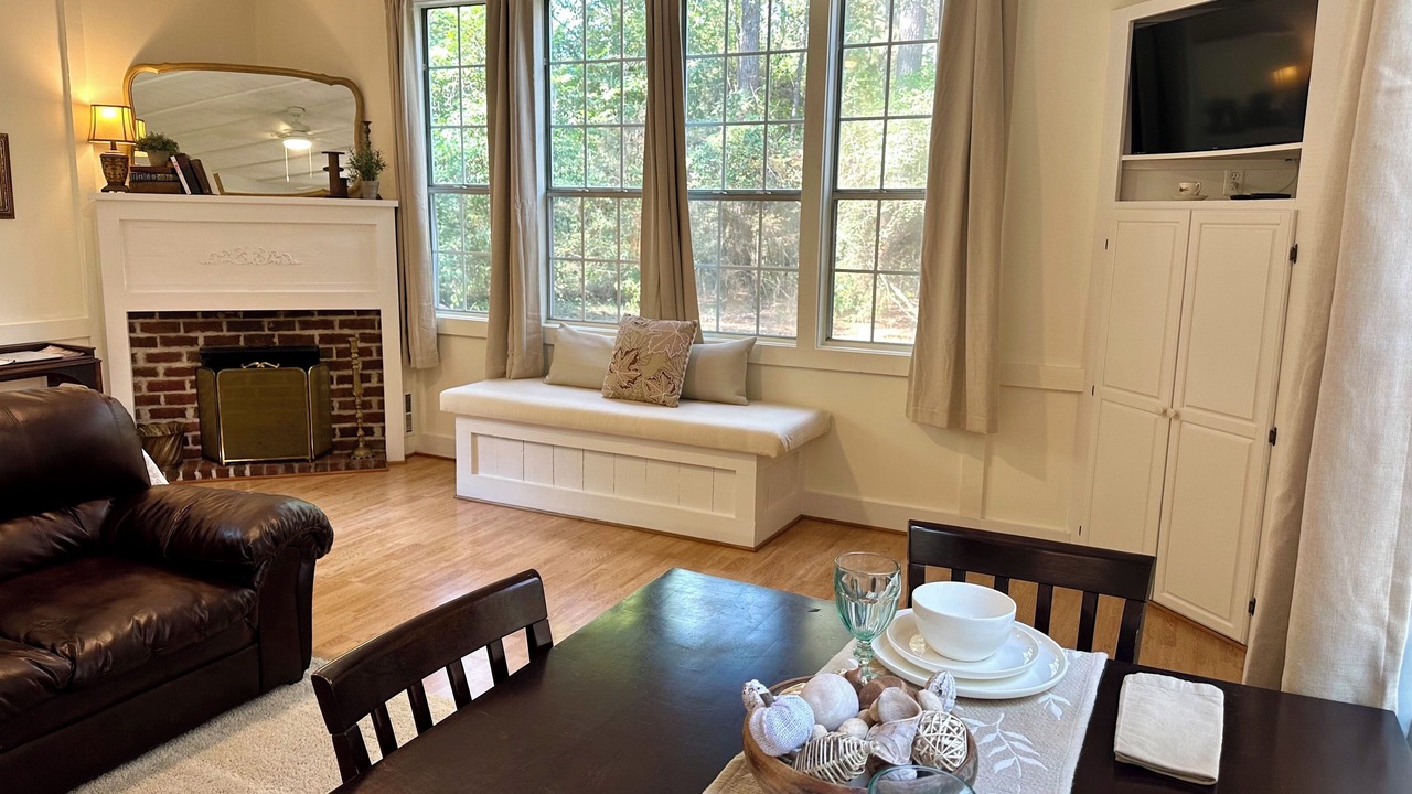 Photo of Livingroom in Nacogdoches