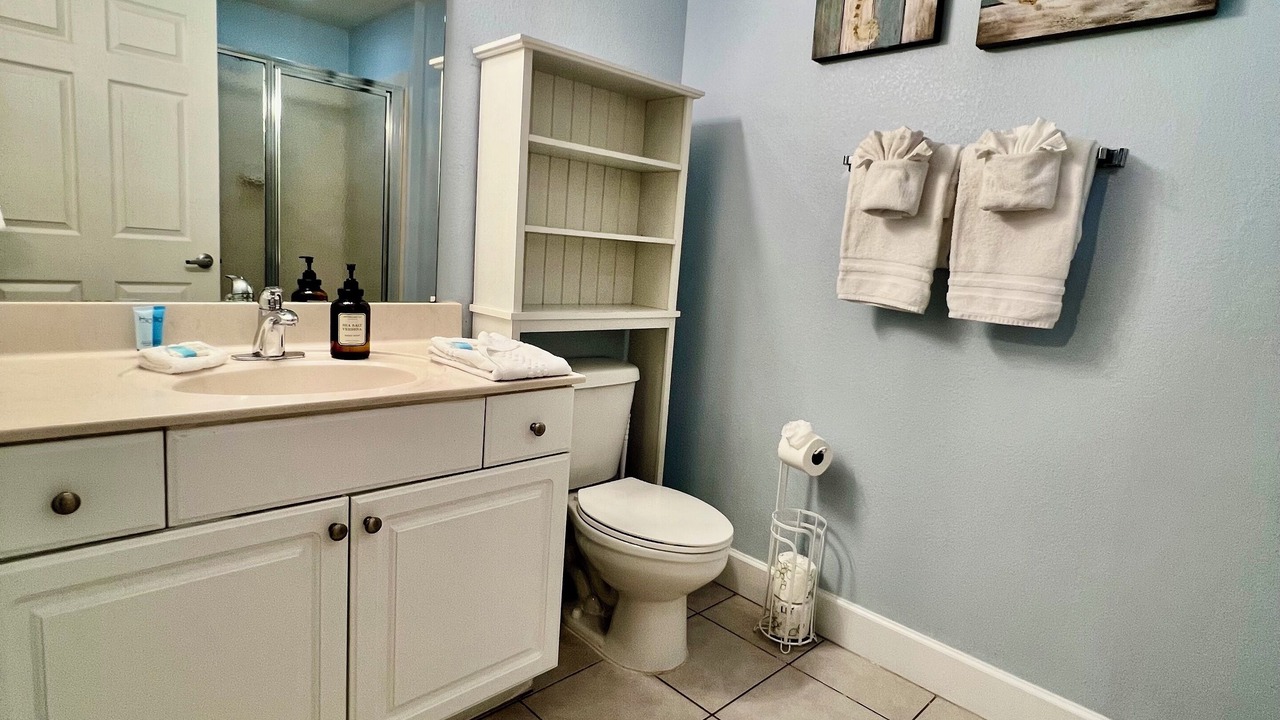 Photo of Bathroom in El Centro Beach